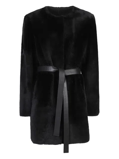 Desa 1972 Reversible Round Neck Shearling Caban In Black