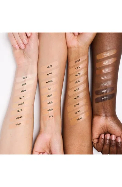 Mac Cosmetics Studio Radiance Serum-powered Foundation