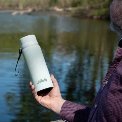 London Sip Infuser Bottle 25oz In White