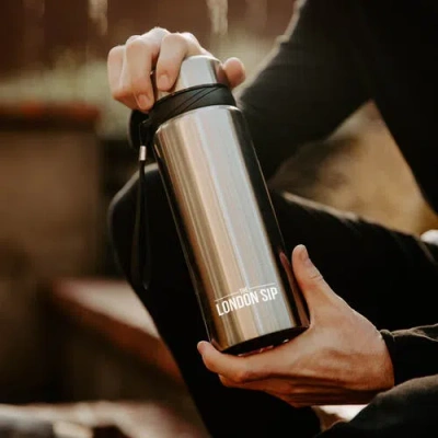 London Sip Infuser Bottle 25oz In Silver