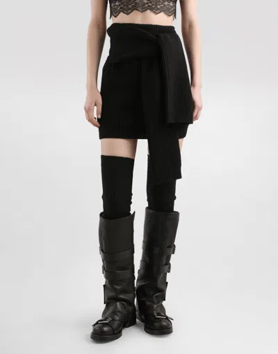 Dolce & Gabbana Virgin Wool Mini Skirt In Black