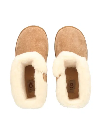 Ugg Sammee Boots In Neutral