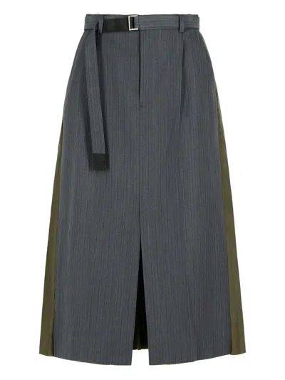 Sacai Pleated Skirt With Belt And Stripes In Gray