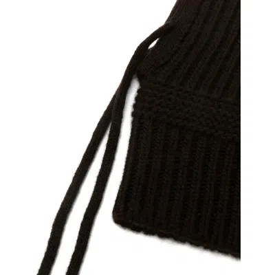 Miu Miu Patterned Hat In Black