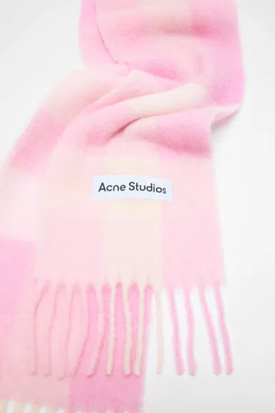 Acne Studios Logo Patch Checked Scarf In Purple