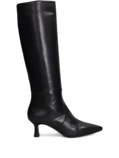 Julie Dee Pointed-toe Leather Knee-high Boots In Black