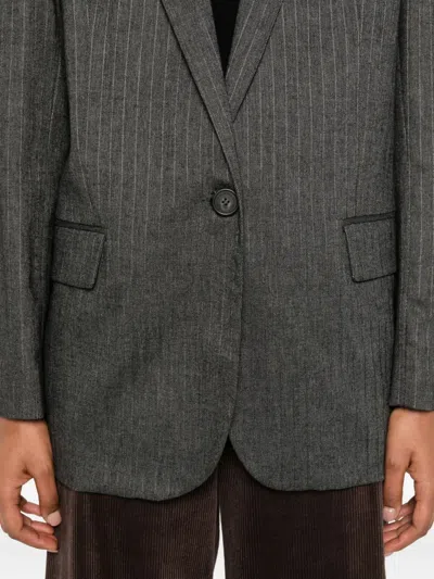 细条纹单排扣西装夹克