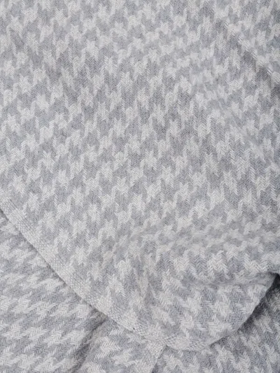 Altea Houndstooth-pattern Scarf In Gray