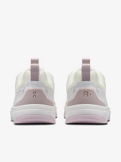 On Running Kids The Roger Trainers In White