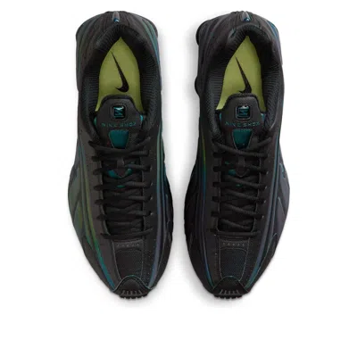 Nike Shox R4 Se Sneakers In Multi