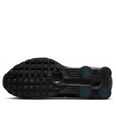 Nike Shox R4 Se Sneakers In Multi