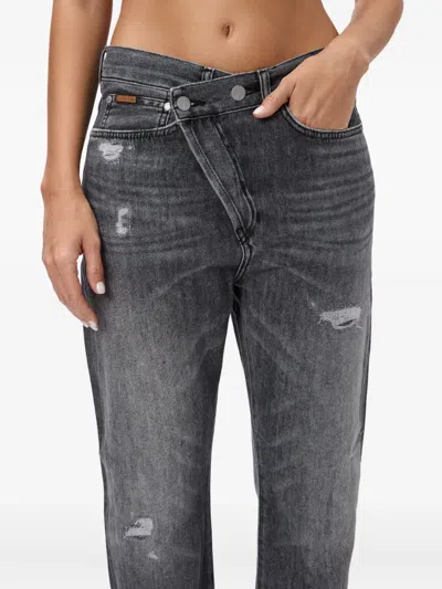 No44 Crossover Distressed Jeans In Black