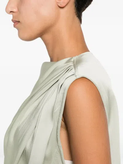 百褶无袖超长连衣裙