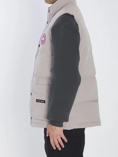 Canada Goose Mens Freestyle Padded Slim-fit Shell-down Gilet Limestone In Gray