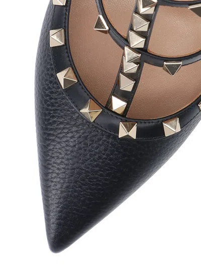 Valentino Garavani Studded Leather Decollete Pumps In Black