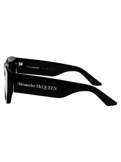 Alexander Mcqueen Sunglasses In Blue