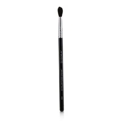 Sigma / E33 Detail Diffused Crease Brush In Black