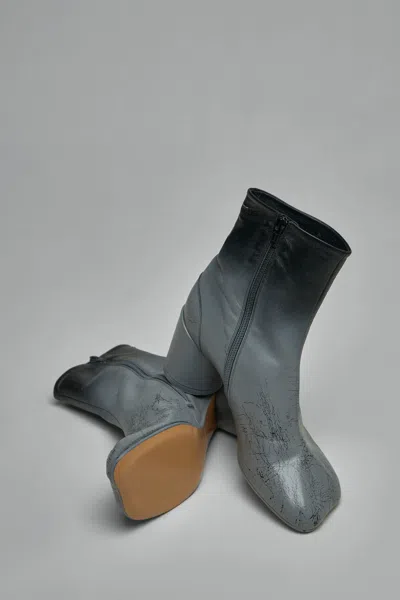 Mm6 Margiela Heeled Leather Ankle Boots In Gray