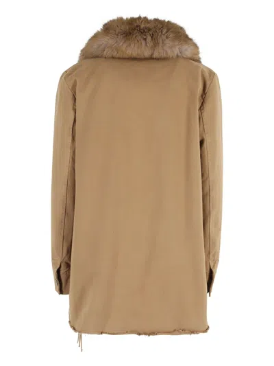 Bazar Deluxe Camel Wool-blend Jacket With Detachable Fur-trimmed Neckline In Brown