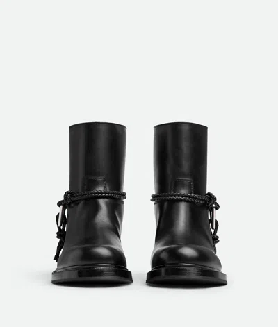 Bottega Veneta Women Black Ankle Boots With Metallic Detail On The Side And Applied Laces In Leather In Animal Print