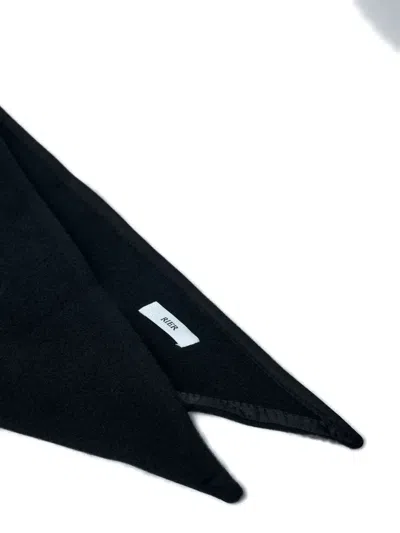 Rier Mini Triangular Wool Scarf In Black