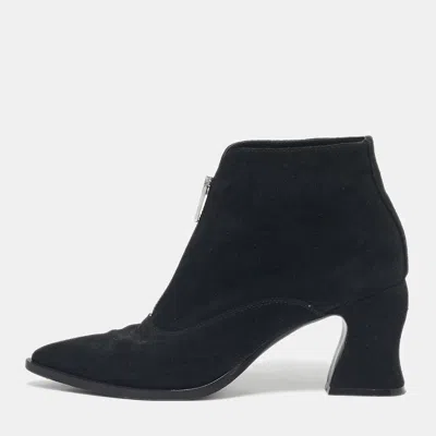 Pre-owned Mcq By Alexander Mcqueen Black Suede Zip Up Ankle Boots Size 39