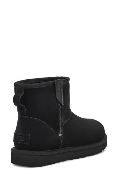 Ugg Short Zippered Ankle Boot In Black