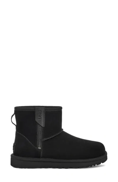 Ugg Short Zippered Ankle Boot In Black