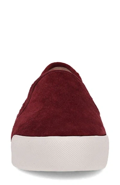 Frye Mia Flat In Burgundy