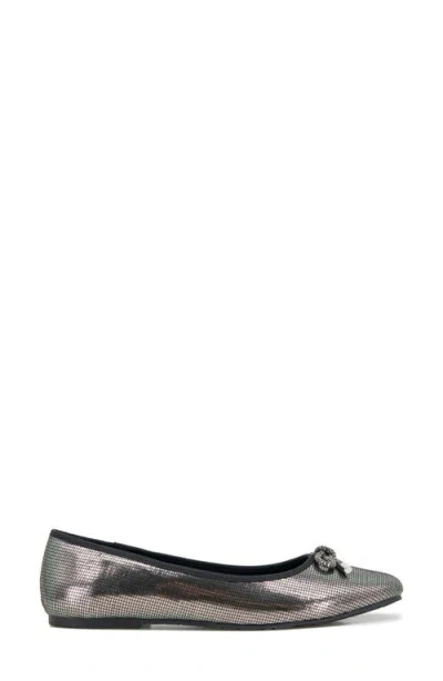 Reaction Kenneth Cole Elstree Bow Flat In Gray