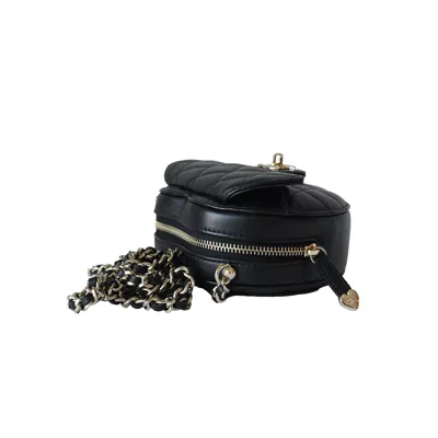Pre-owned Chanel Cc Lambskin Quilted In Love Heart Bag Gold Hardware Black