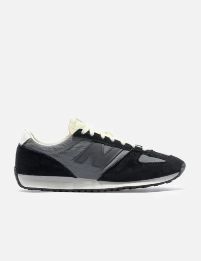 New Balance Sneakers In Multi