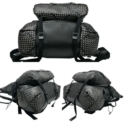 Pre-owned Bottega Veneta Black Leather Backpack ()