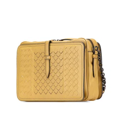 Pre-owned Bottega Veneta Intrecciato Yellow Leather Shoulder Bag ()