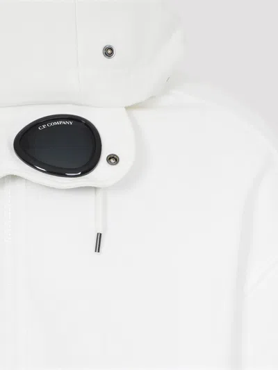 C.p. Company Men Sweatshirts Hooded Open In Diagonal Raised Fleece In White