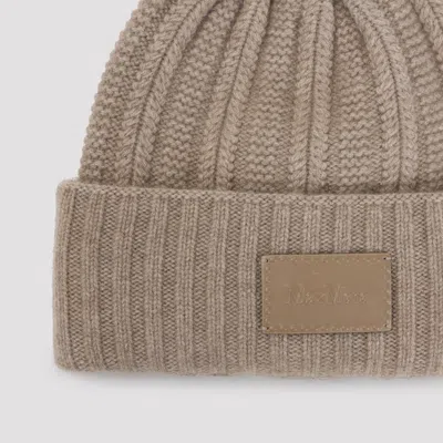 Max Mara Macbeth Beanie Logo Pelle In Brown