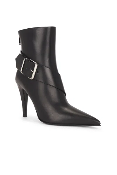 Alexander Mcqueen Calfskin Heron Buckle Heeled Boots 105 In Black