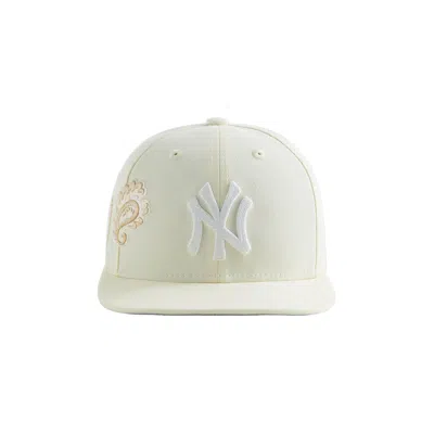 Pre-owned Kith & New Era For The New York Yankees Paisley 59fifty Low Profile 'sandrift' | Cream | Men's Size  In White