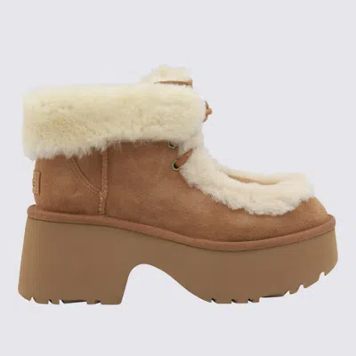 Ugg Esmee Beige Ankle Boots With Fur Detailing And Platform In Suede Woman In Brown