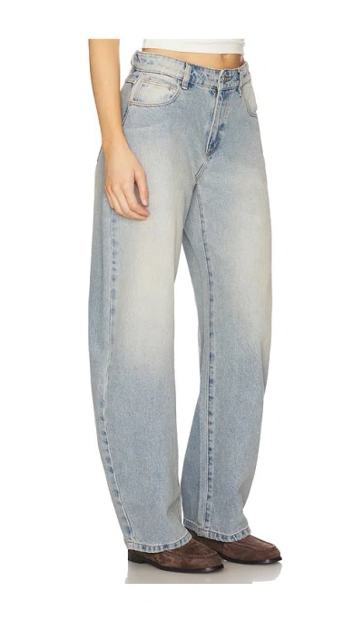 Abrand Women's 95 Alexis Barrel Jeans In Blue