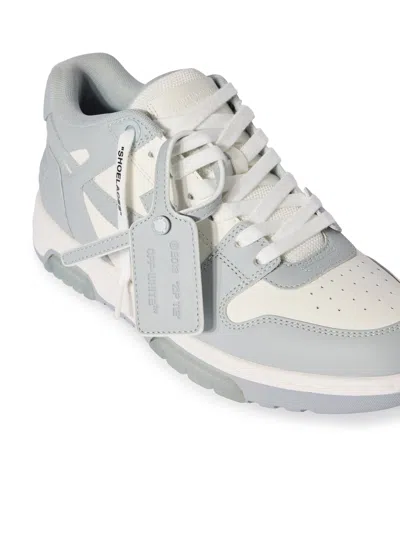 Off-white Low Top Sneakers With Perforated Toe And Rubber Sole In Gray