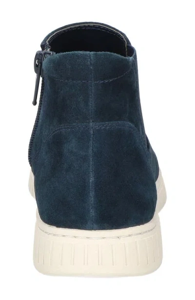 Bella Vita Women's Kingly Chelsea Booties In Blue