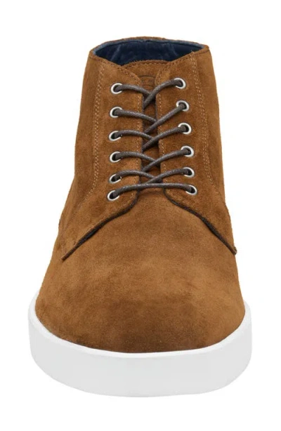 Johnston & Murphy Bolivar Plain Toe Chukka In Brown