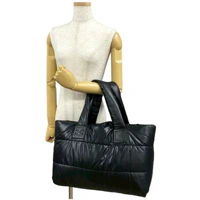 Pre-owned Chanel Black Nylon Handbag Tote Bag ()