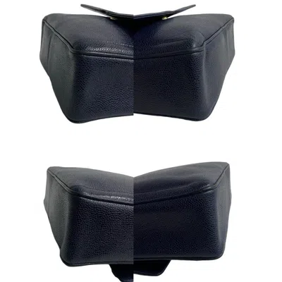 Pre-owned Chanel Navy Grained Calfskin Pochette Shoulder Bag ()