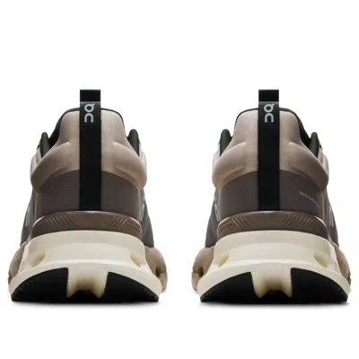 On Running Sneakers In Brown