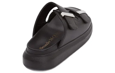 Alexander Mcqueen Black Rubber Sandals In Black