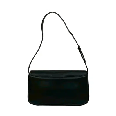 Pre-owned Givenchy Black Leather Pochette Shoulder Bag ()