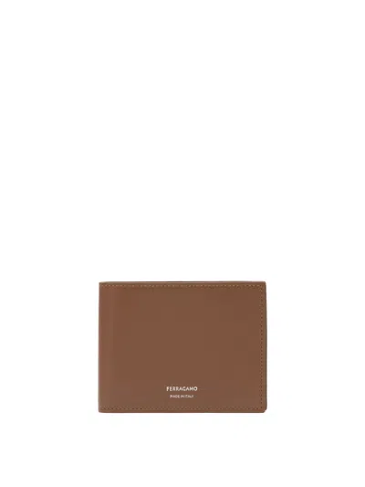 Ferragamo Compact Brown Wallet With Minimalist Design And Subtle Stitching In Brown