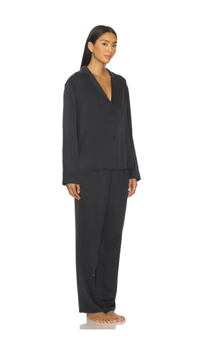 Lunya Washable Silk Long Sleeve Pant Set In Black